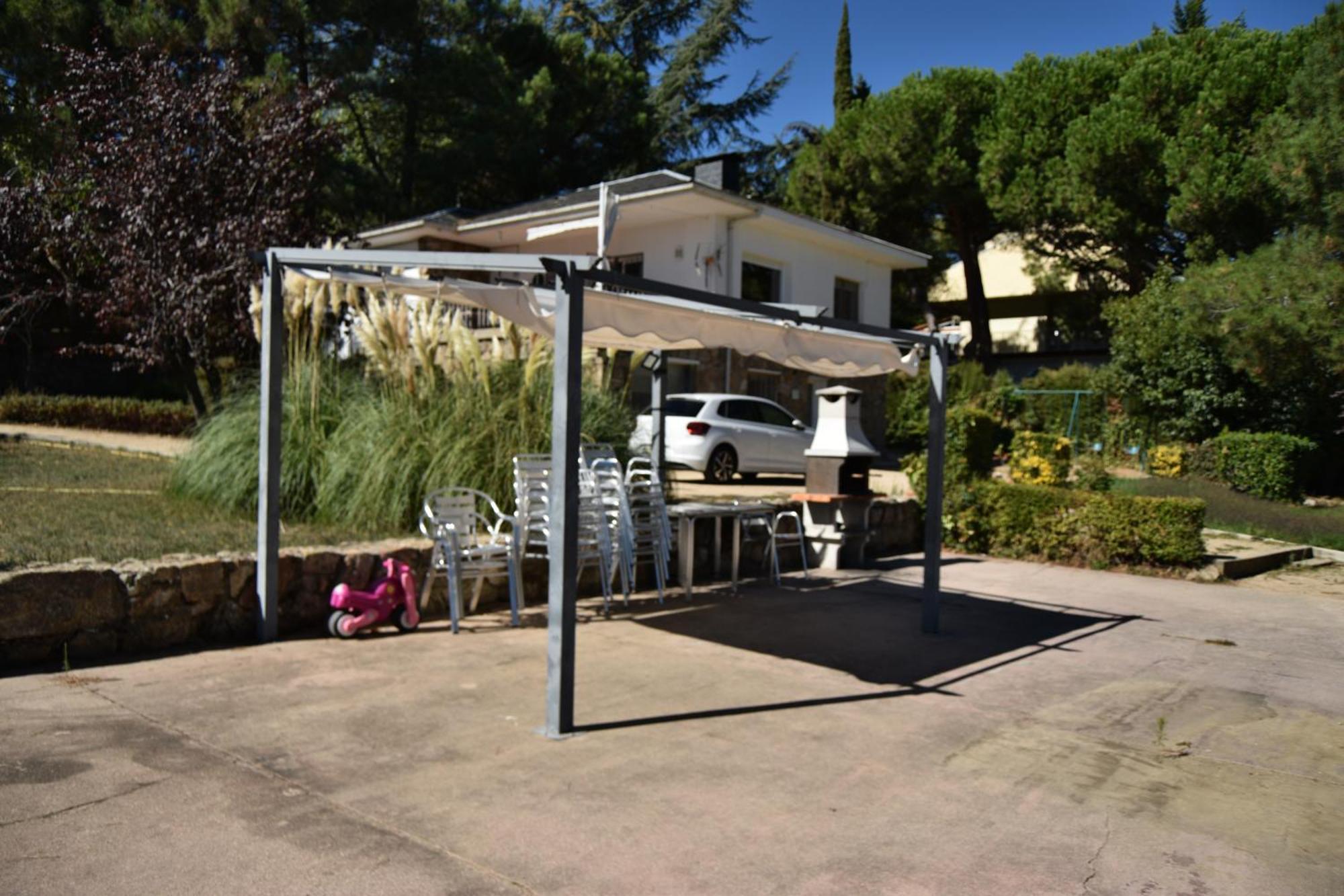 La "Casita" De La Sierra Guest House Guadarrama Bagian luar foto
