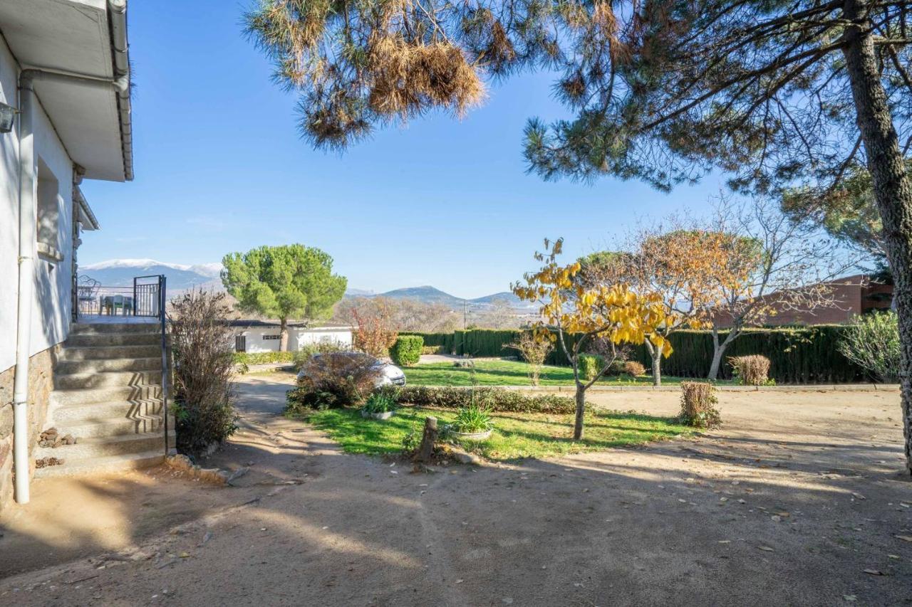 La "Casita" De La Sierra Guest House Guadarrama Bagian luar foto